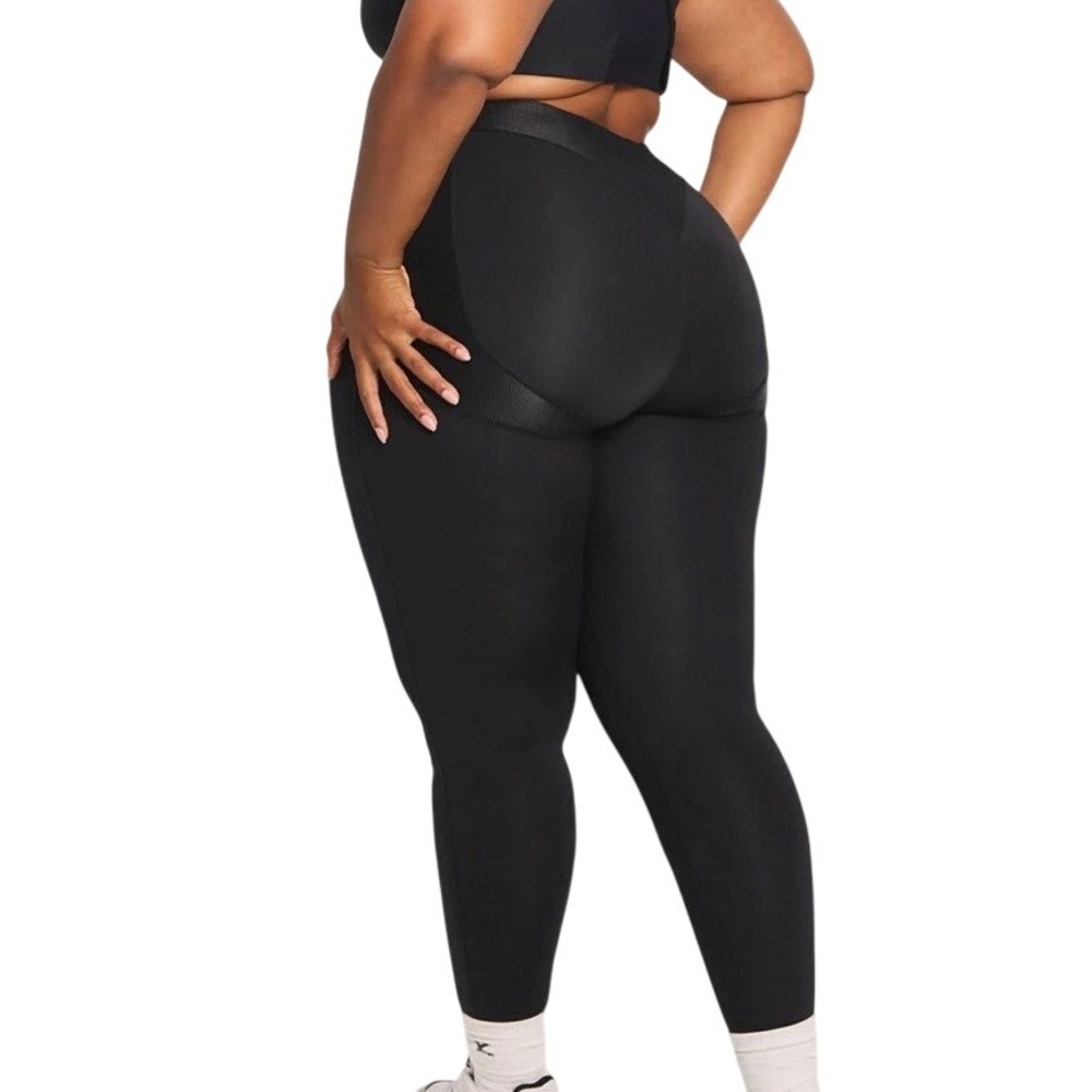 Savage X Fenty "Curve Alert" Booty Contouring High-Waist Legging 1X Black